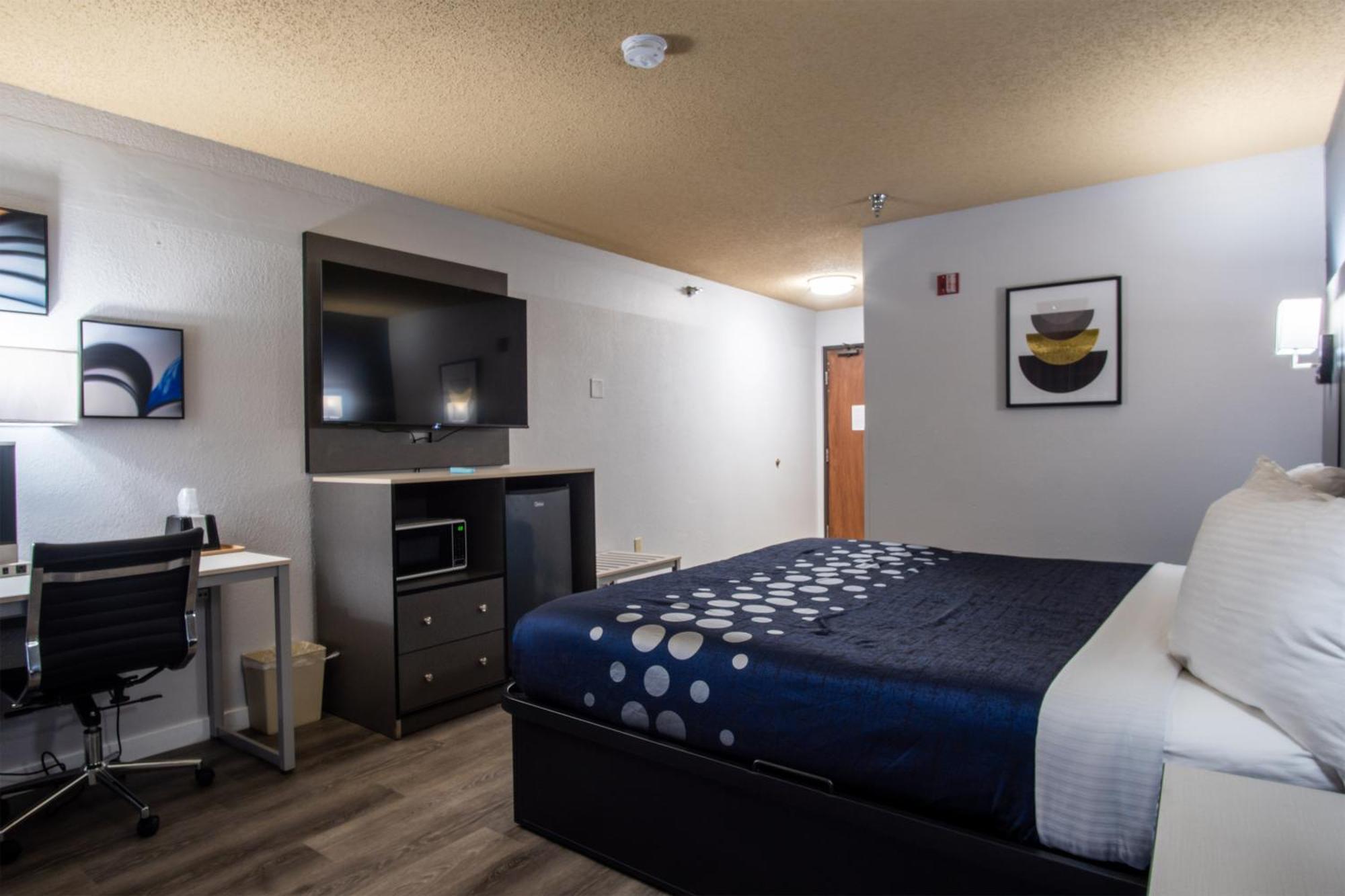 Coratel Inn And Suites By Jasper Eagan St Paul Airport & Mall Of America Exteriör bild