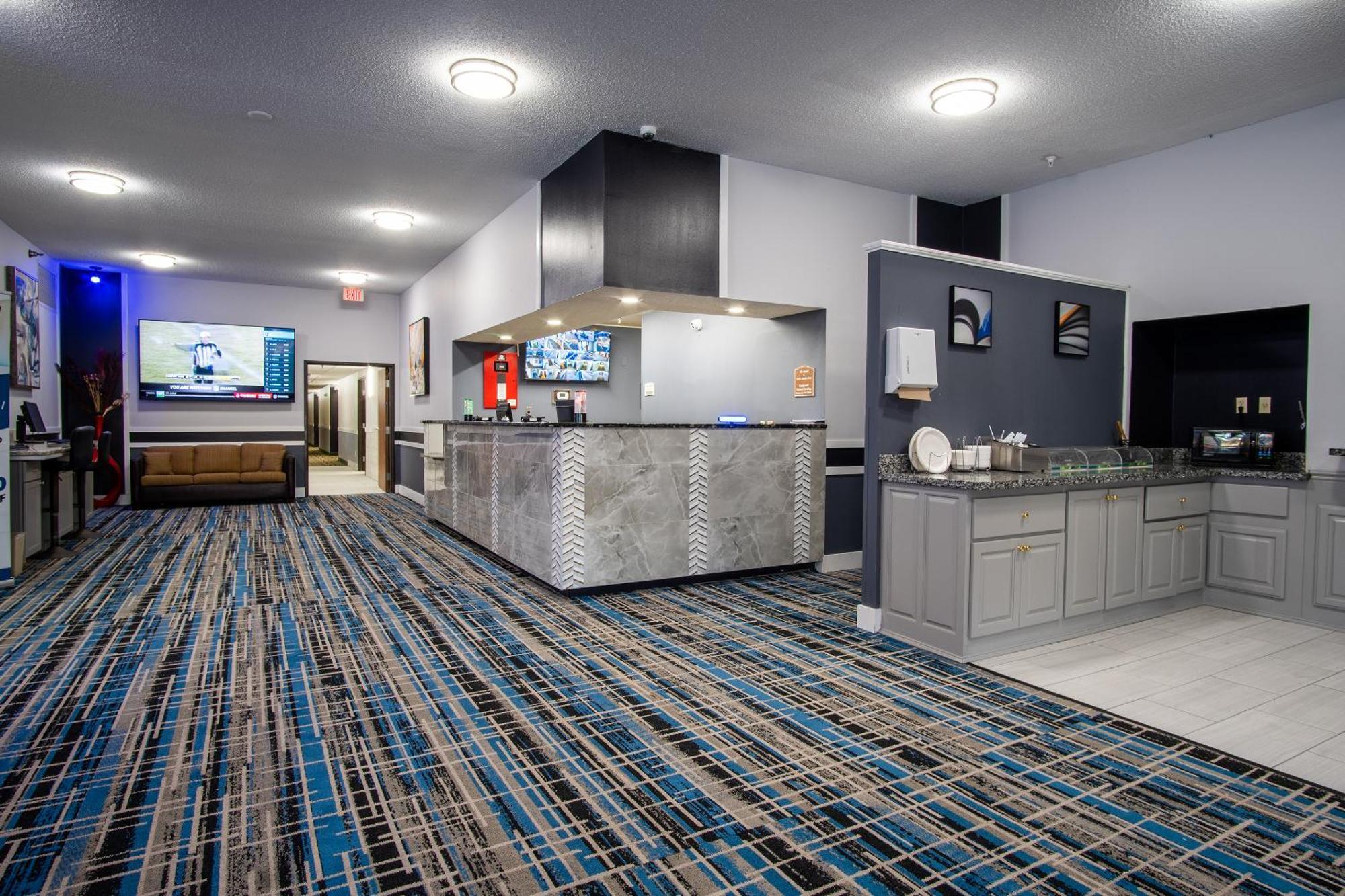 Coratel Inn And Suites By Jasper Eagan St Paul Airport & Mall Of America Exteriör bild